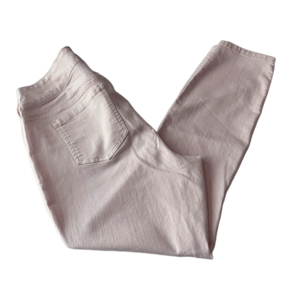 Torrid High Rise‎ Blush Pink Skinny Jeans